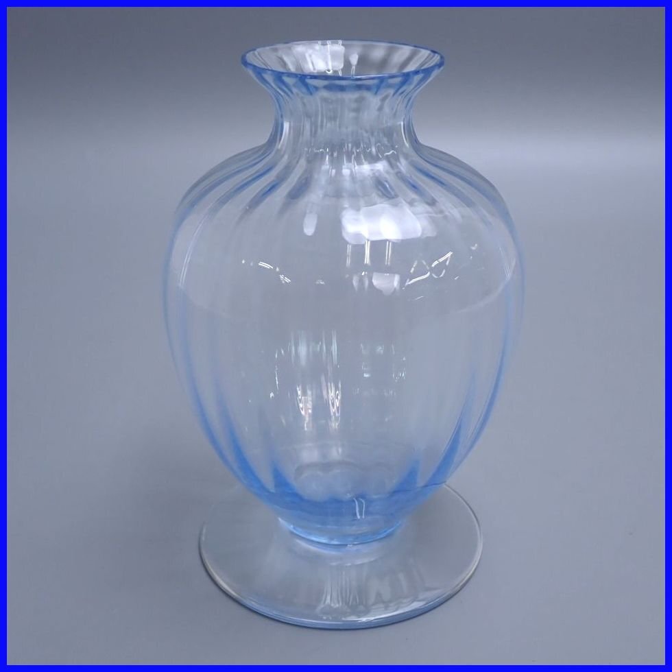 Baccarat バカラ twistツイスト ベース 花瓶 Lサイズ 23cm(2025 Baccarat バカラ twistツイスト ベース 花瓶 Lサイズ 23cm(2025