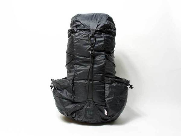 新品【トポデザインズ】TOPOLITE CINCH PACK 16L・40D リサイクル リップストップナイロン・パッカブルバックパック/BLACK/UL系ザック