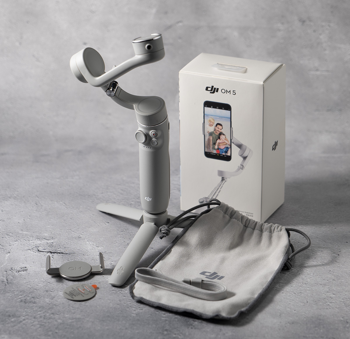 DJI OM5 サンセットホワイト MagSafeアダプタ付(中古) Yahoo!オークション -「dji om5」の落札相場・落札価格