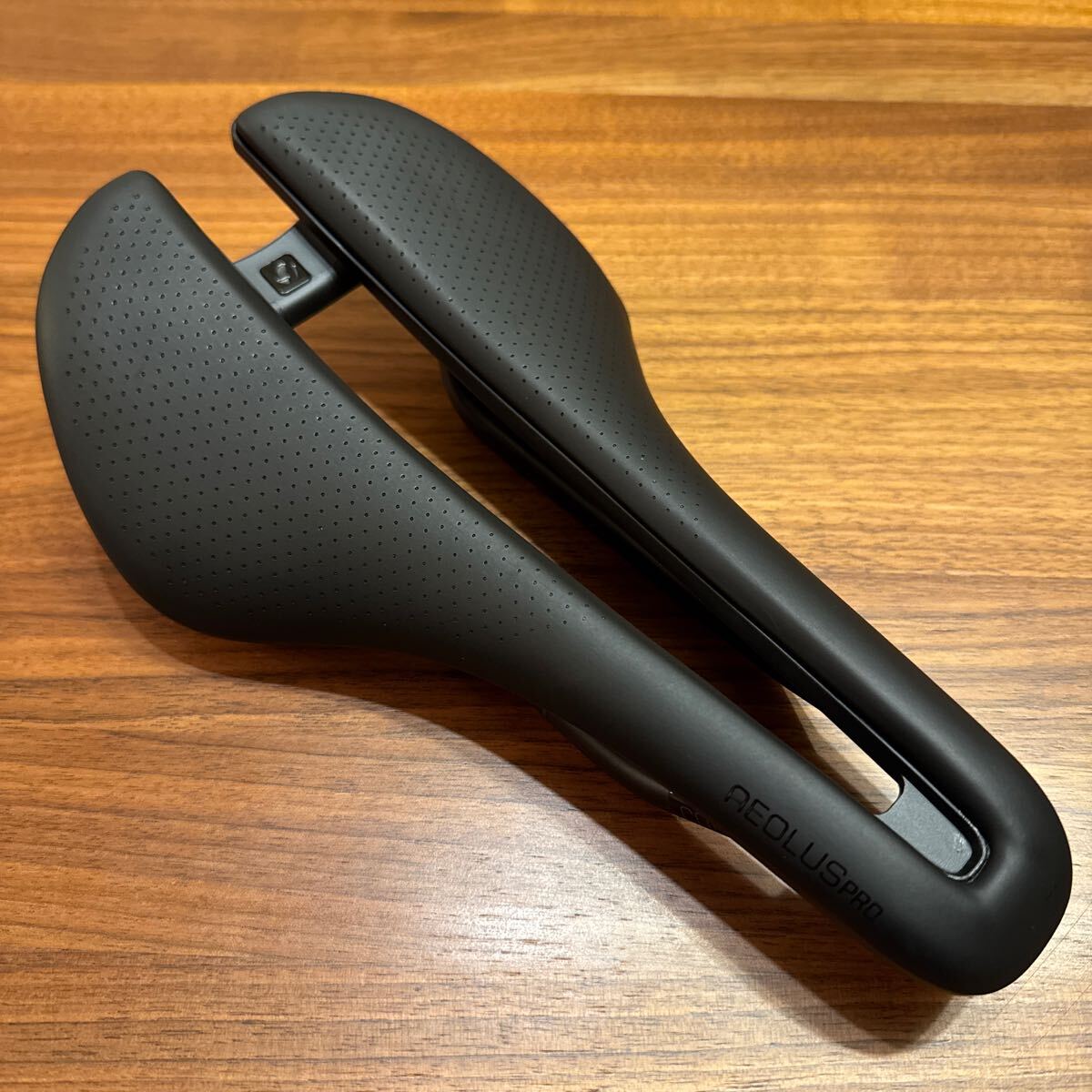 Yahoo!オークション -「ボントレガー aeolus」(サドル) (パーツ Yahoo!オークション -「ボントレガー aeolus」(サドル) (パーツ