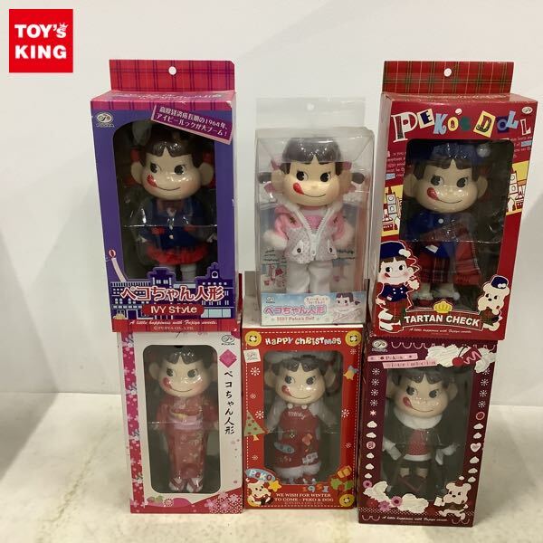 Yahoo!オークション -「ペコちゃん 人形 クリスマス」の落札相場