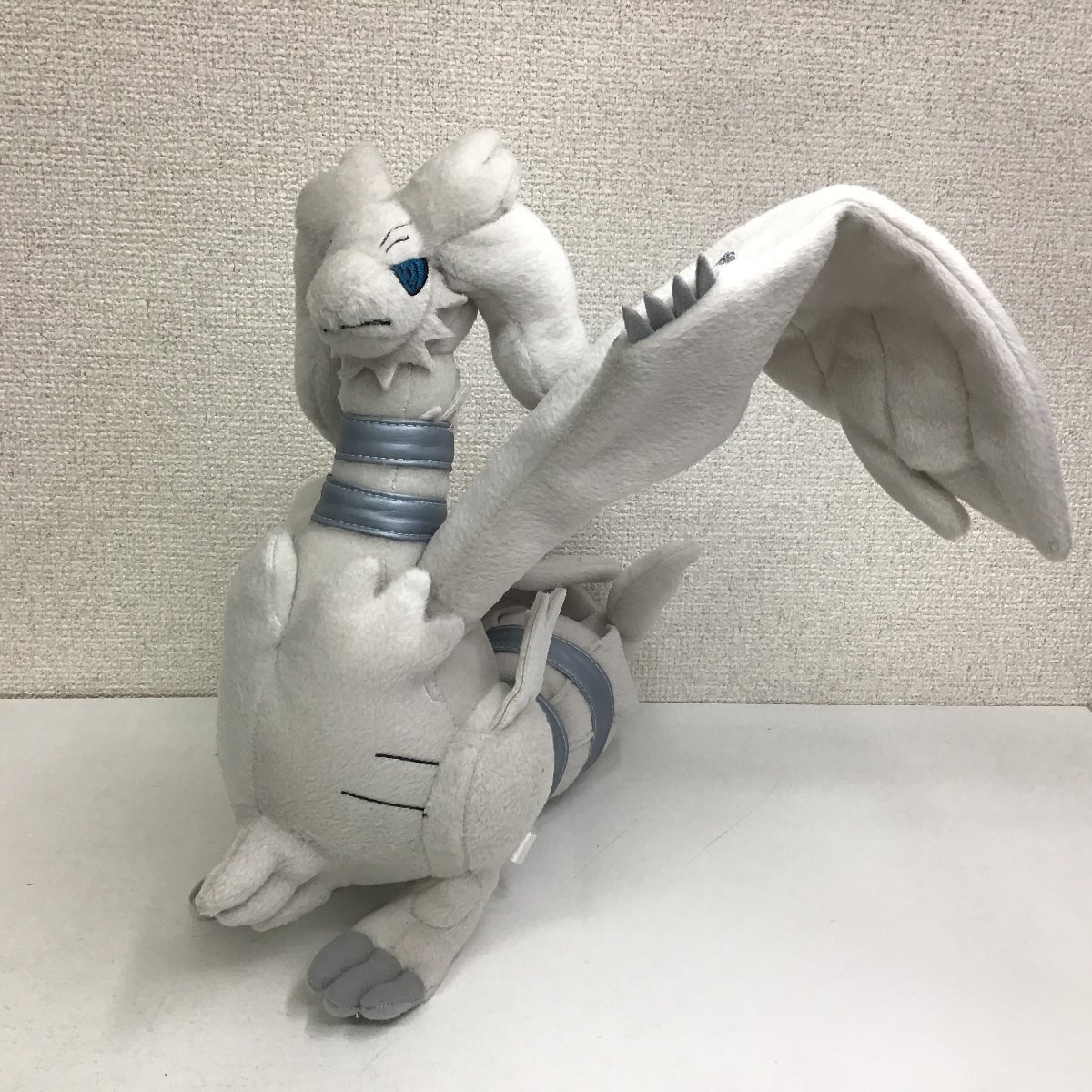 Yahoo!オークション -「ポケモン ぬいぐるみ レシラム Yahoo!オークション -「ポケモン ぬいぐるみ レシラム