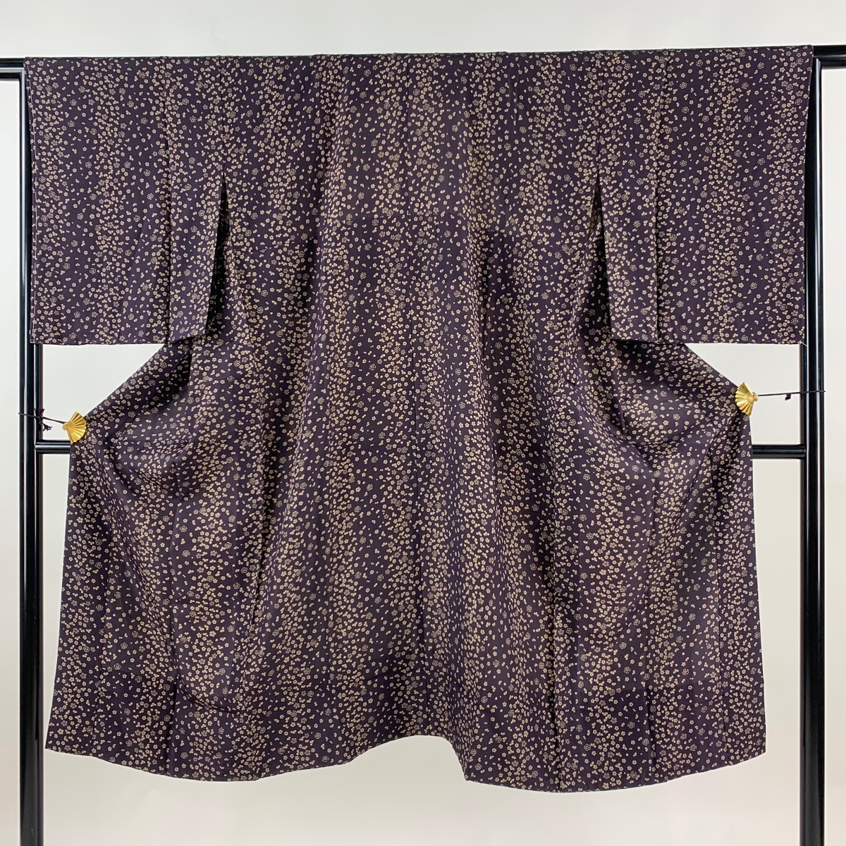 長襦袢 身丈122cm 裄丈67cm M 小花 濃紫 正絹 秀品 【中古】