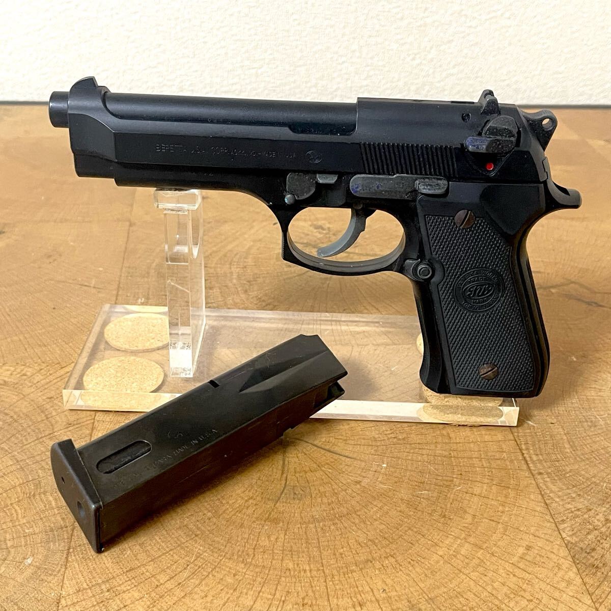 Yahoo!オークション -「mgc 固定スライドガスガン ベレッタ m92f