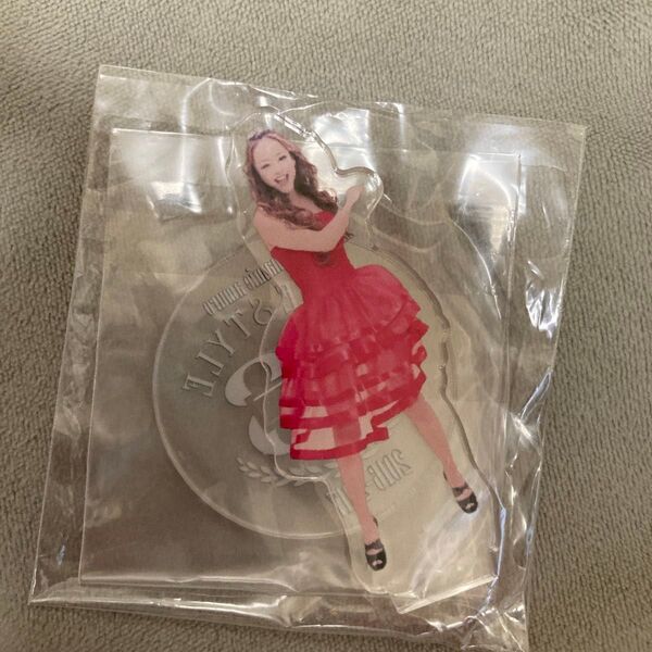 【新品未開封】安室奈美恵 ガチャ アクリルスタンド 88 Live STYLE2016-2017 birthday ピンクドレス