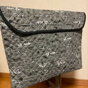 防災頭巾カバー 椅子の背もたれ用 グレー恐竜