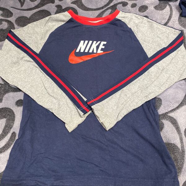 NIKE長袖Tシャツ 140サイズ