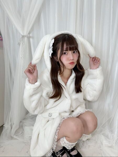 しまむら インフルエンサー 眞白ありす コラボ うさ耳コート LL オフホワイト カテゴリ変更可能 アベイル