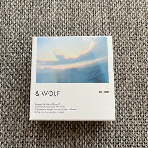 & WOLF リキッドファンデーション 001