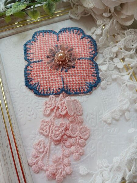 ☆ハンドメイド☆ミナペルホネン※ブローチ&コサージュ※バッグチャームにも