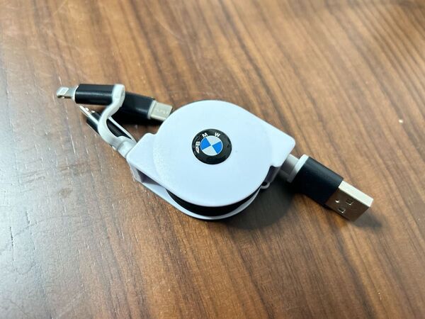 BMW USBケーブル 充電器 多種多様
