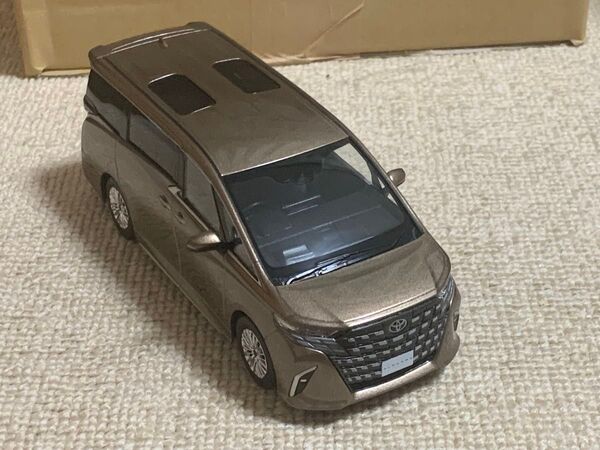トヨタ 40系 アルファード カラーサンプル ミニカー プレシャスレオブロンド
