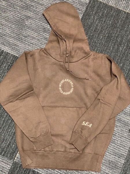 WIND AND SEA ウィンダンシーCIRCLEEMBHOODIEサイズSブラウン