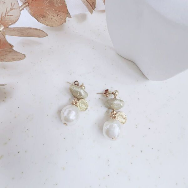ハンドメイド アクセサリー ピアス 1点物 卒業式 入学式 サージカルステンレス イヤリング変更可 #162