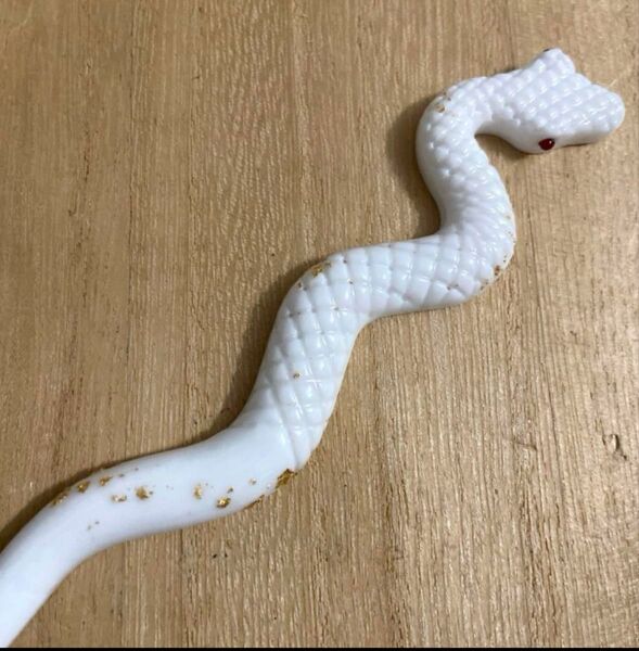 巳年◎白ヘビさんのかんざし◎帯飾りにも◎