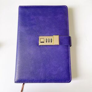 金銭出納帳 A5 鍵付き 日付なし パープル 紫
