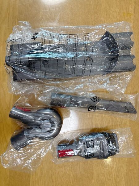 【正規品】ダイソンv8 壁掛けブラケット純正 ダイソン付属部品