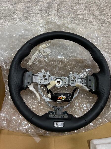 値下げしました! レクサスステアリング F Sports ステアリングヒーター対応 赤ステッチ
