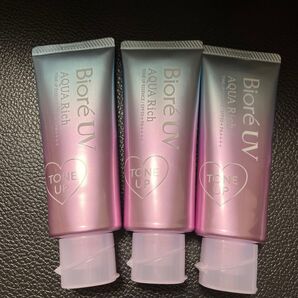 ビオレUVアクアリッチトーンアップエッセンス 70g 3個セット