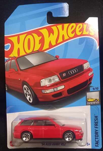 ホットウィール アウディ アヴァント RS2