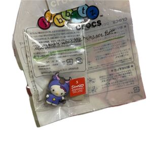 CROCS ジビッツ サンリオ キティ