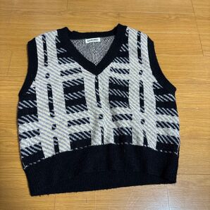 ニットベスト ベスト Vネック ニット アーガイル柄