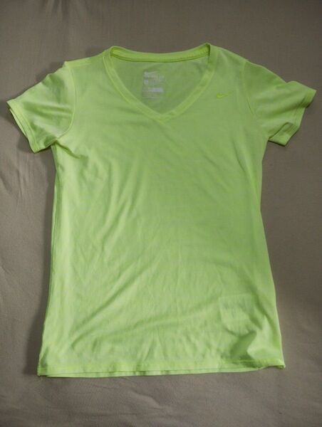 NIKE Tシャツ レディース Lサイズ 半袖