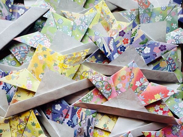 ◆折り紙◆100+α 兜 かぶと 和柄 千代紙 和風 ハンドメイド シンプル オリガミ 端午の節句 5月