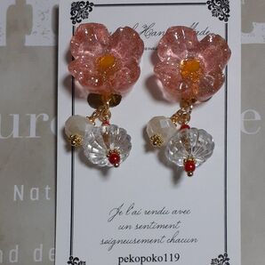 商品番号 《003》 レッドのお花 クリップイヤリング