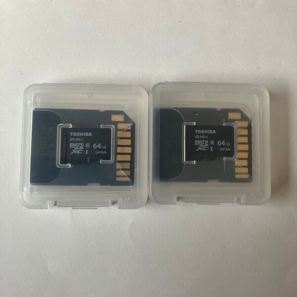 中古品 東芝microSDXC UHS-Ⅰカード64GB Class10 2個
