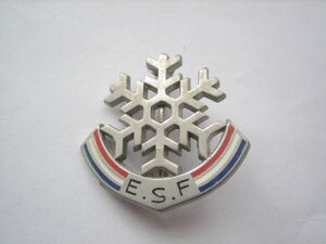 ブローチ　雪の結晶　スノーフレーク　ESF