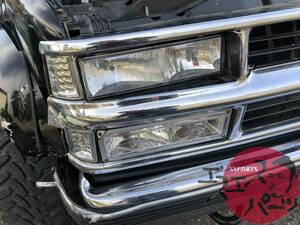 SSPARTS right head light 99 year Suburban used parts 