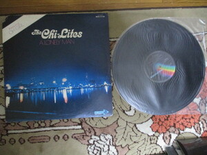 LP The Chi-Lites「A LONELY MAN」国内盤 MCA-5125 帯なし 解説・歌詞に汚れ 両面にかすり傷あり ジャケット左肩カット シカゴ・ソウル