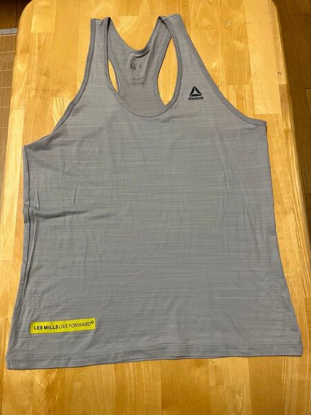 Reebok Lesmills トップス