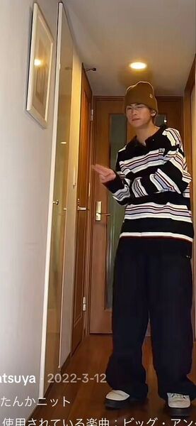 TAKA original ニット インフルエンサーのkatsuyaさんが着用していたものです。値下げ交渉可能です。