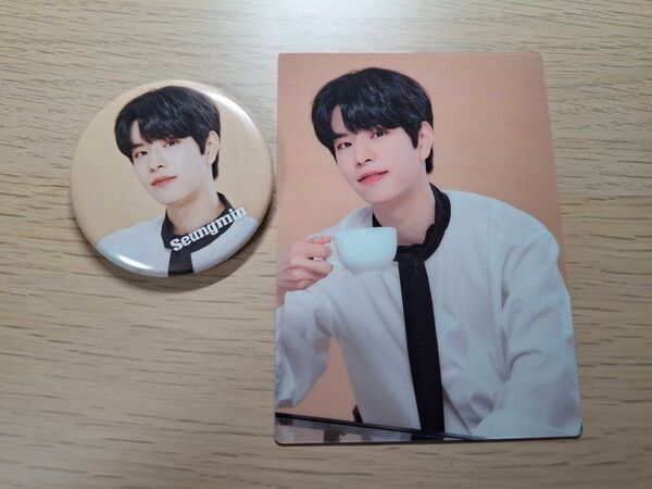 【クーポンご利用下さい】straykids スキズ スンミン スキズカフェ StraykidsCAFE 予約特典 缶バッジ