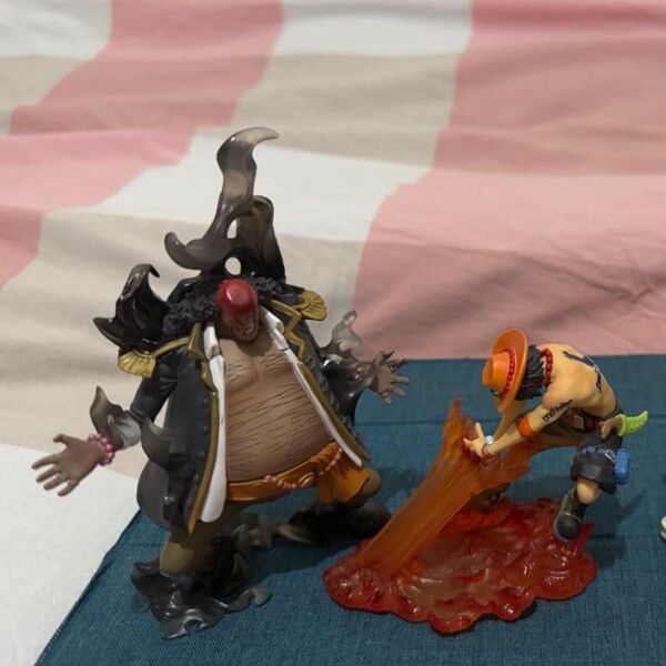 ワンピース エフェクト黒ひげ、エースフィギュアセット