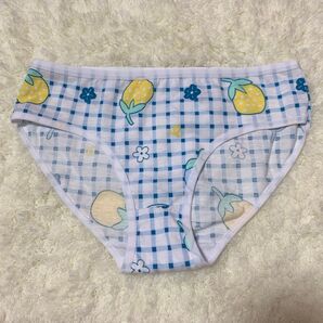 昭和レトロ 可愛い苺柄パンティ 小さめ ロリ スクール 女の子