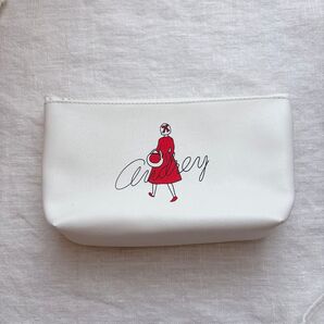AUDREYオードリー名古屋高島屋限定ポーチ