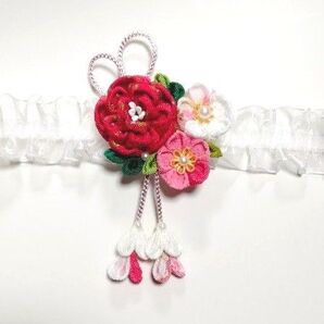 255 ヘアバンド ベビークリップ 髪飾り お宮参り 百日祝い つまみ細工