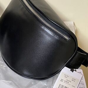 ボディバッグ ブラック 未使用