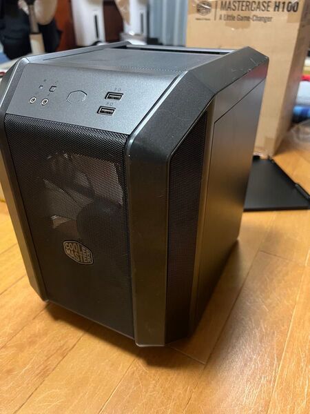 Mini-ITX PCケース Cooler Master MASTERCASE H100