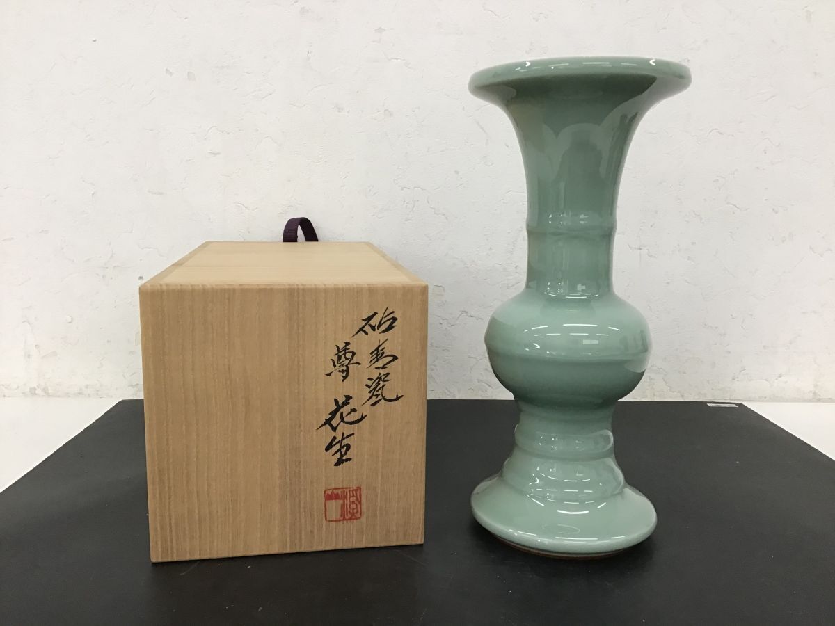 Yahoo!オークション -「青磁 花瓶」(京焼) (日本の陶磁)の落札 Yahoo!オークション -「青磁 花瓶」(京焼) (日本の陶磁)の落札