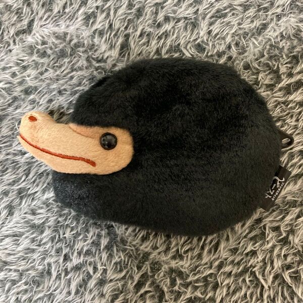 【匿名発送】新品未使用品 ファンタスティックビースト ニフテー ポーチ 小物入れ 非売品 14cm×9cm