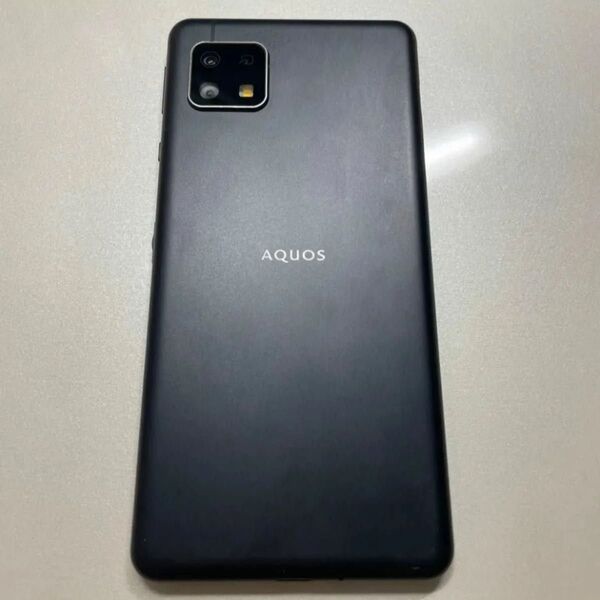 AQUOS sense4 basic