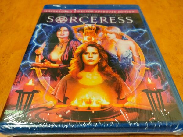 Sorceress 未開封輸入盤Blu-ray ジュリー・ストレイン/リンダ・ブレア/フレッド・オーレン・レイ