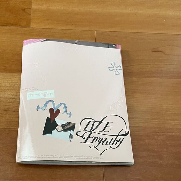 IVE empathy アルバム And us ver. 開封済 トレカなし
