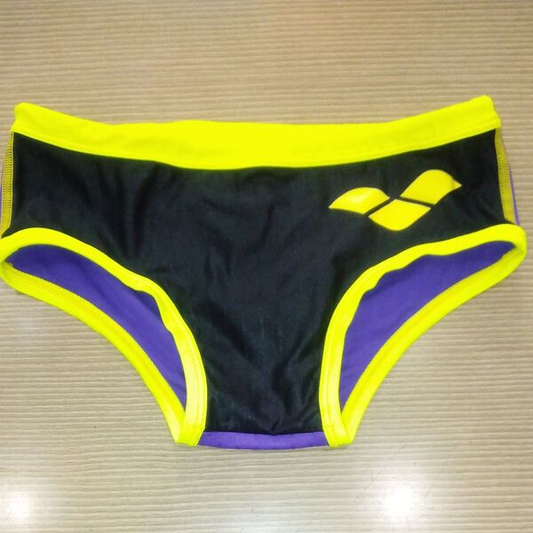 アリーナ ARENA 練習用水着 Sサイズ ブイタフ Vパン 競泳水着 競パン