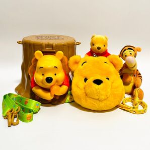 【まとめ売り】【美品】Disney プーさん ティガー ポップコーンバケット ポシェット ぬいぐるみバッジ ぬいぐるみ