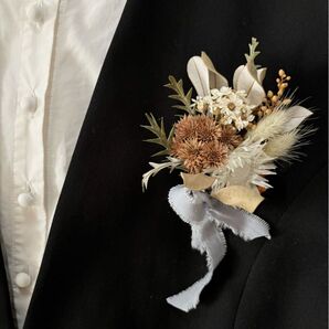 D ハレノヒ コサージュ 卒業式 入学式に優しい雰囲気 ブローチ ドライフラワー